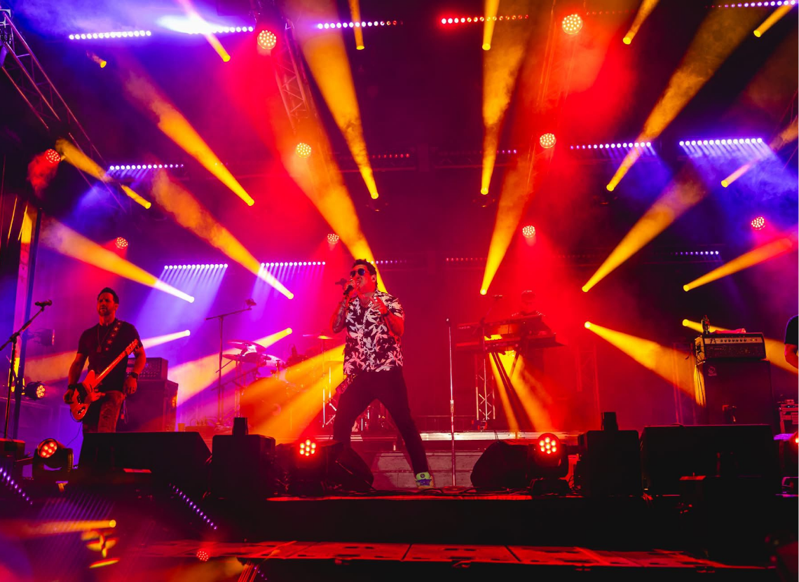 CHAUVET PROFESSIONAL