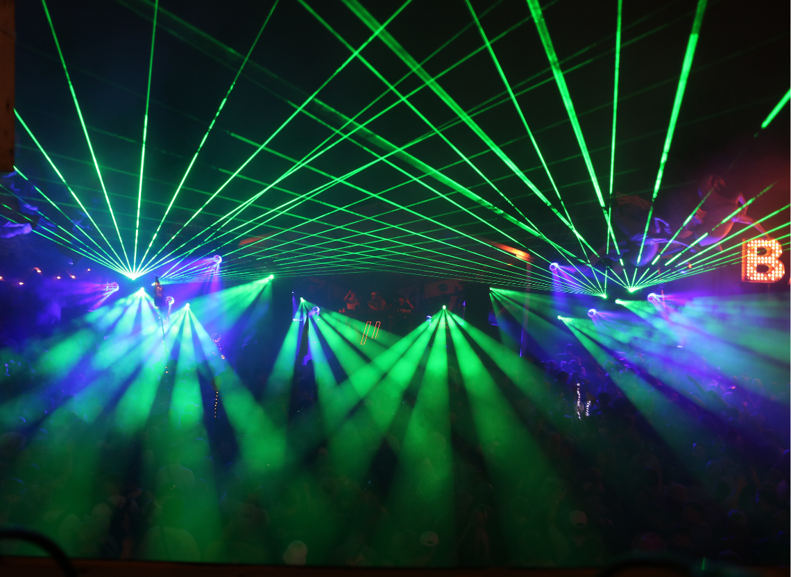 CHAUVET PROFESSIONAL