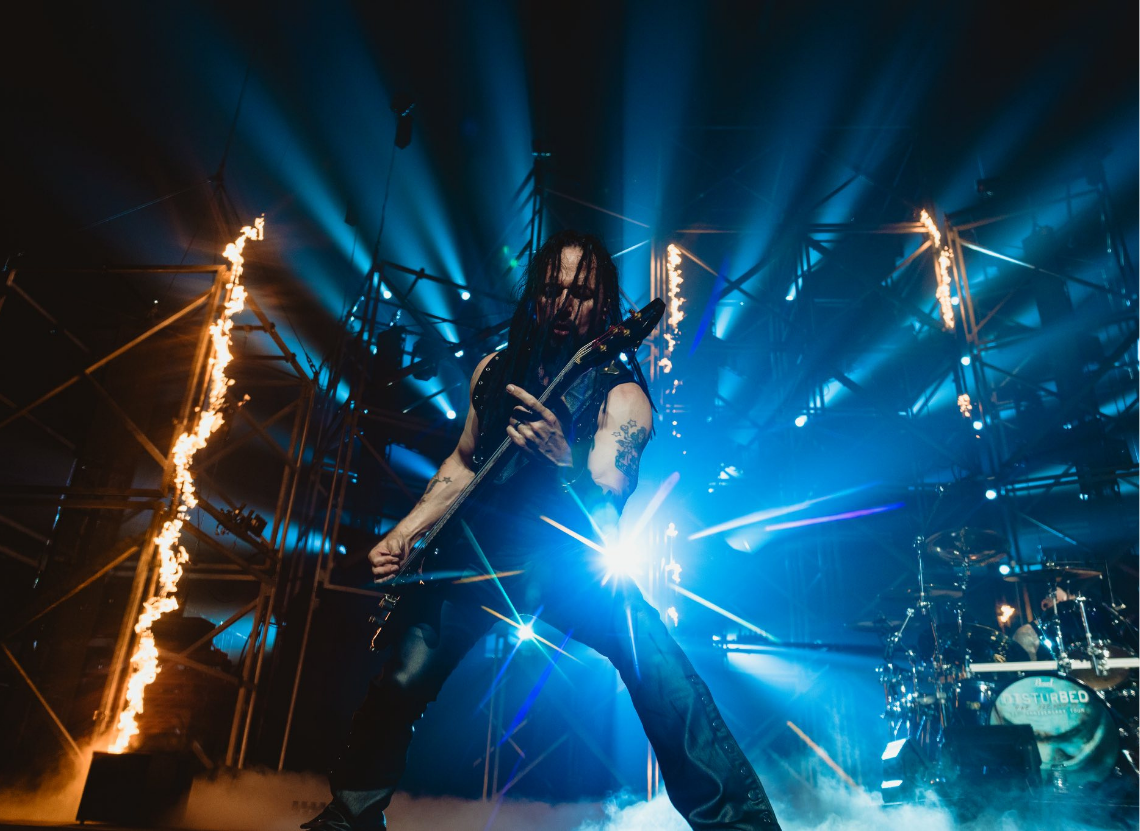 CHAUVET PROFESSIONAL