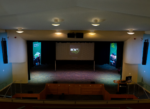 KV2 Audio aporta nueva profundidad y claridad al Great Hall de la Universidad de Bradford.