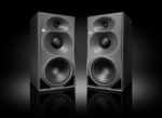 Neumann amplía su gama de monitores 3-way con los modelos KH 310 II y KH 350.